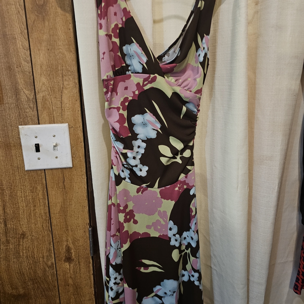 Elegant Floral Maxi Dress in Brown and Pink